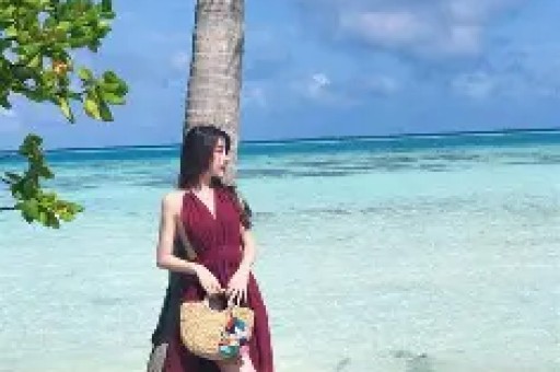 鞠婧祎偷税大瓜36小时反转：被税务局锤死的黑料撕开娱乐圈最恶毒的撕逼套路